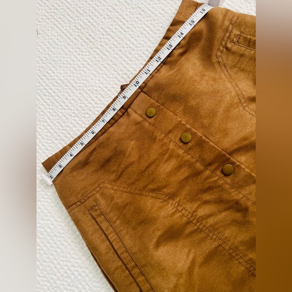 ‼️FINAL SALE MUST GO‼️🤎✨H&M gorgeous skirt✨🤎‎ - Picture 4 of 7